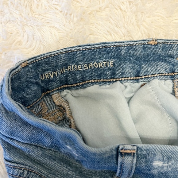 American Eagle Curvy Hi-Rise Shortie Size 2 Super Stretch Distressed - Picture 3 of 5